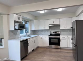 8580 Dakota Pl, Richmond, BC V7C4Y6