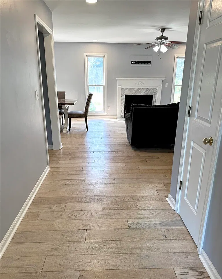 3 bed, 1447 sqft, $1,750 — Photo 2