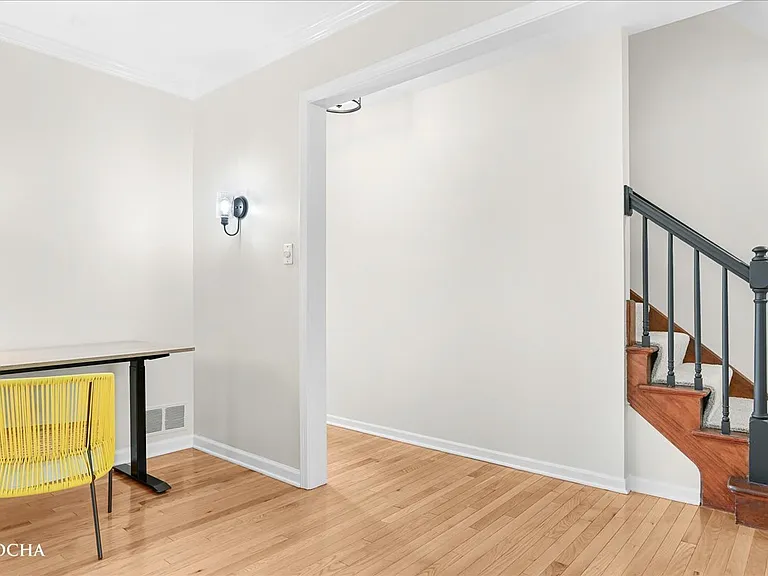 1012 Bainbridge Dr — Photo 23