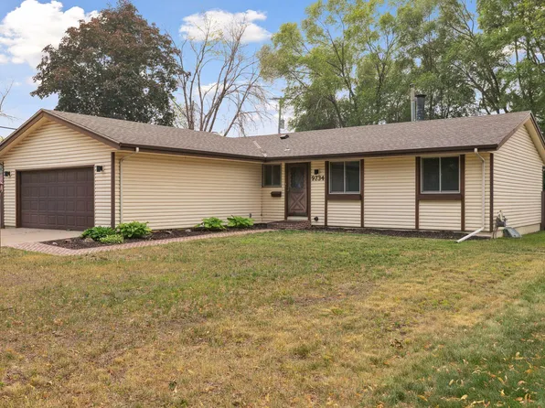 9734 Oakland Ave S, Bloomington, MN 55420