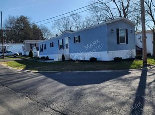 22 Carp Ln, Browns Mills, NJ 08015