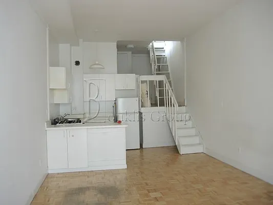 Rented by Bouklis Group | media 1