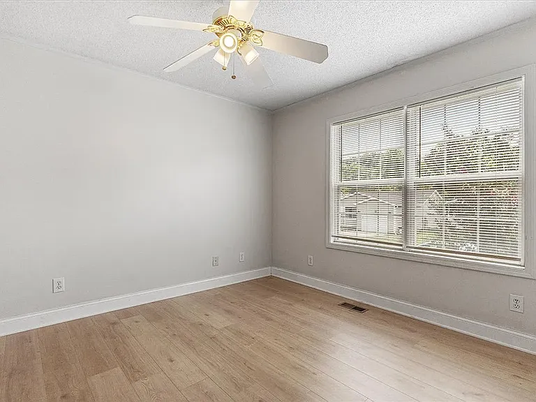10629 Lone Star Way — Photo 10