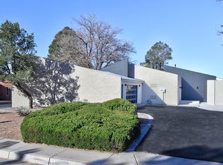 5605 Fairoak Trl NE, Albuquerque, NM 87109