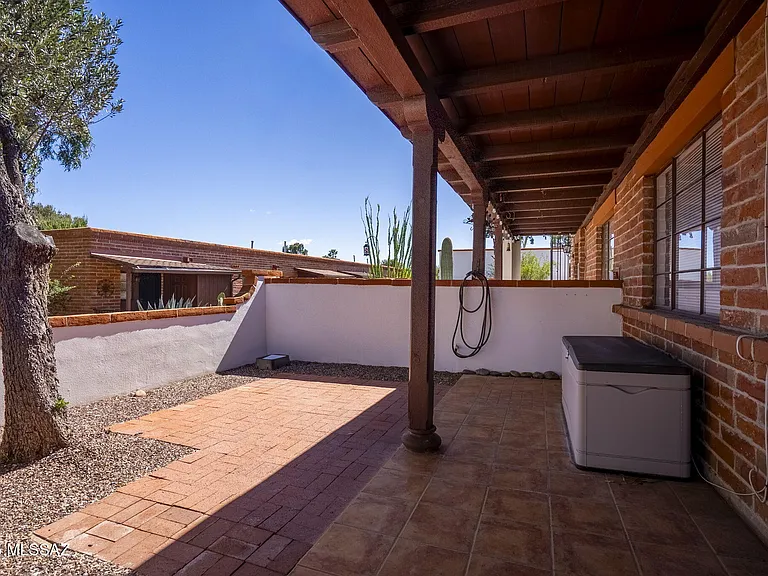 Patio 2