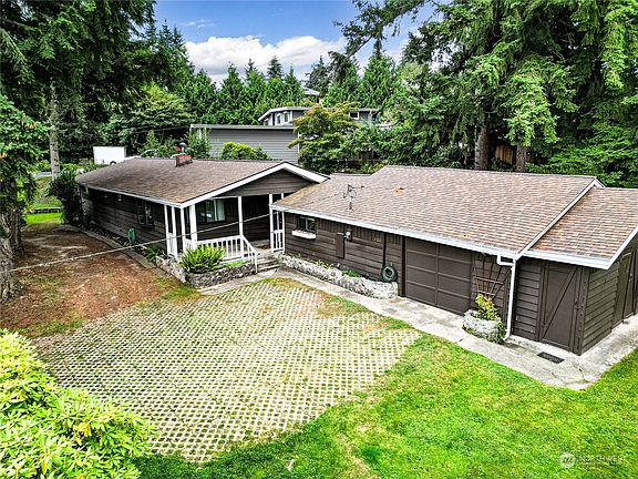 2nd image of 21332 Poplar Way