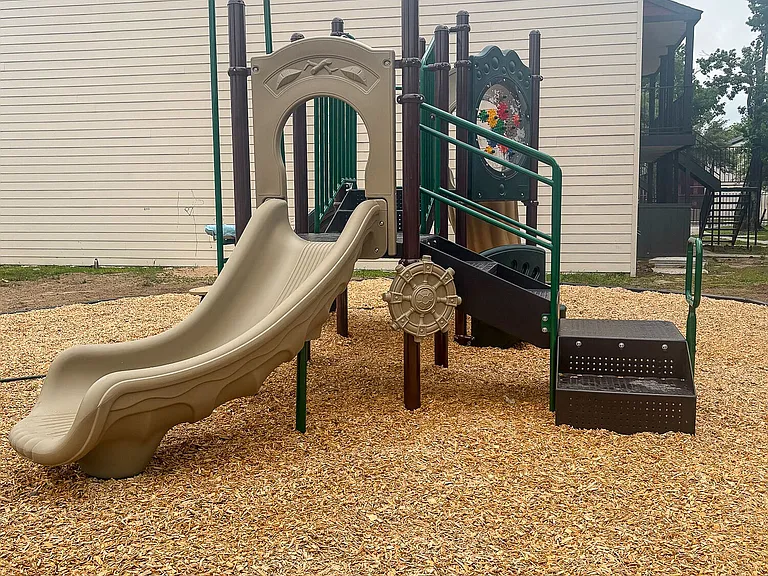 Avery Place — Photo 23