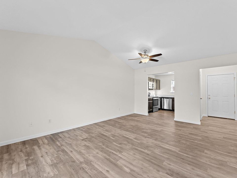 1st image of 363 E Cherry St #363