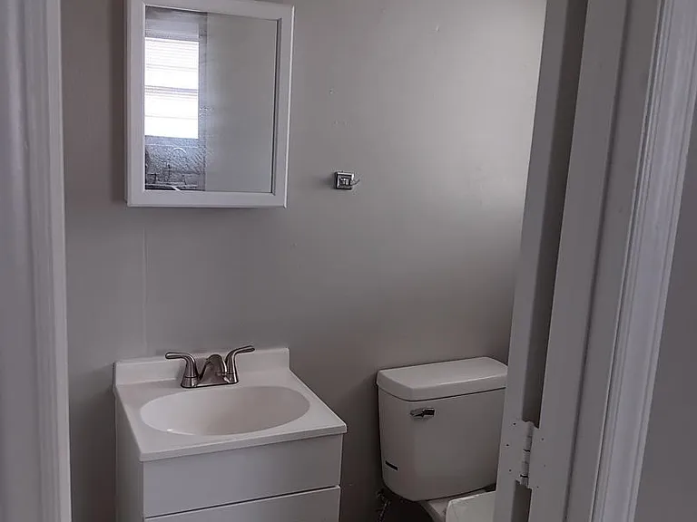 110 Brown St — Photo 8