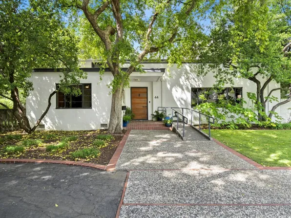 44 College Park, Davis, CA 95616