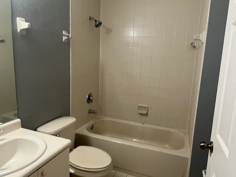 2606 SE 15th Pl — Photo 14
