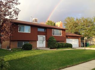 597 E Sarah Ln, Sandy, UT 84070
