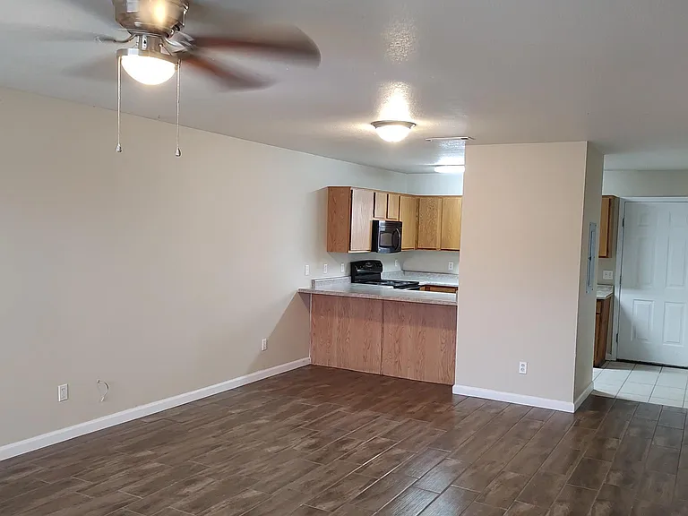 17 W Rainsong St — Photo 3