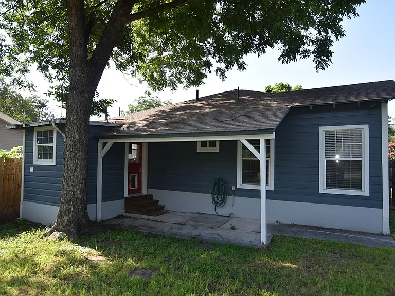 608 W Rosewood Ave — Photo 9