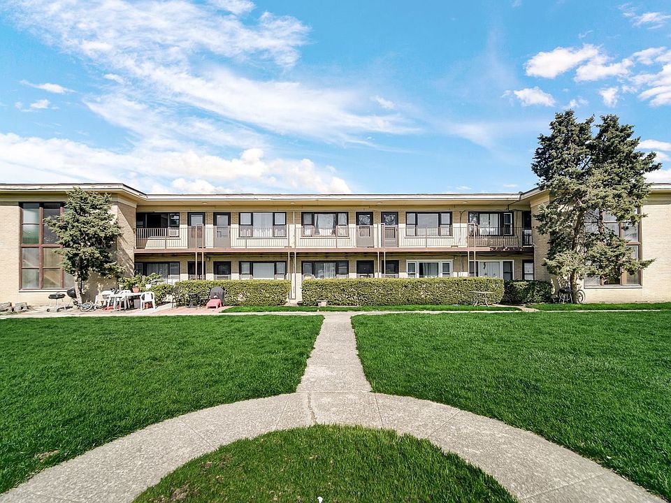 1st image of 38 King Arthur Ct APT 12