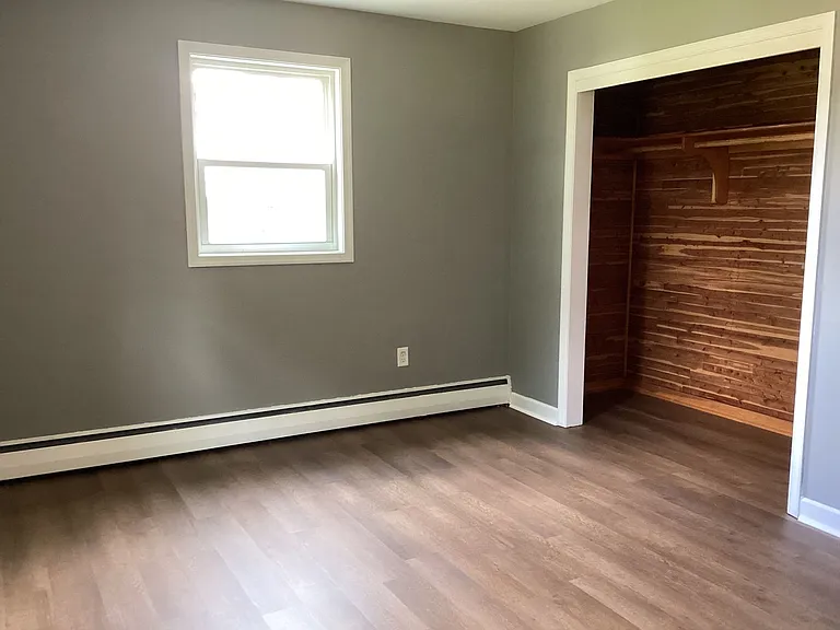 320 Landis Ave — Photo 19