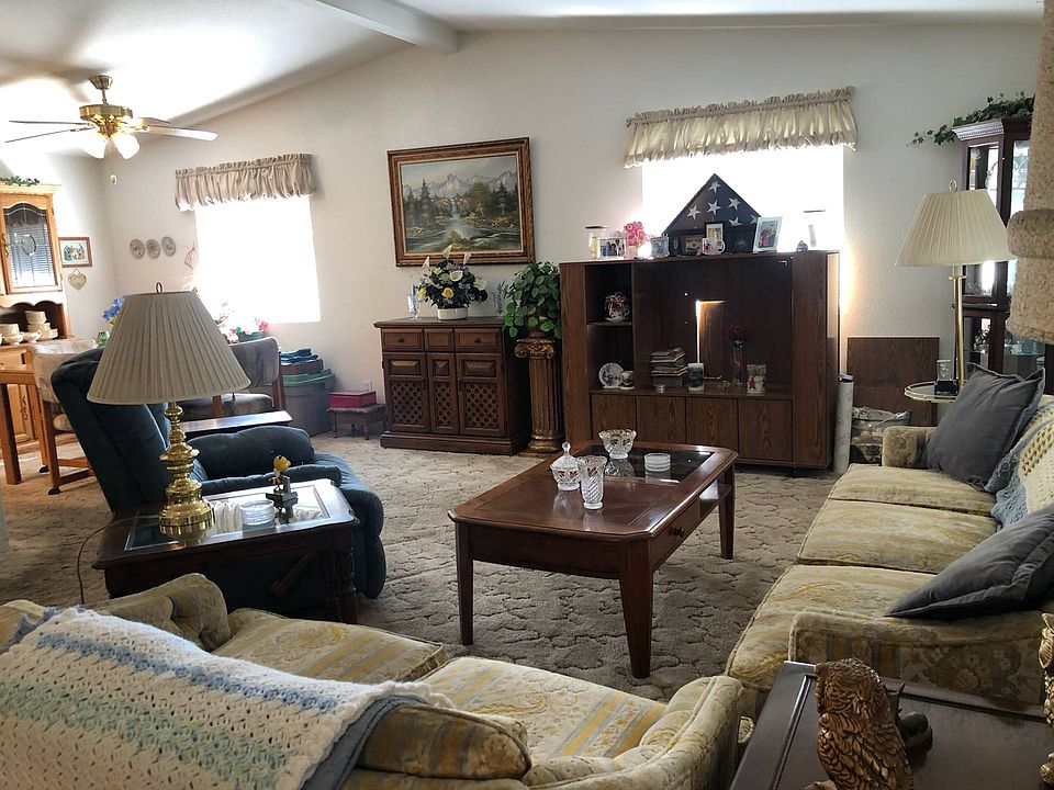 2nd image of 1315 Pepper Dr Space 5
