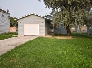 441 S Gilbert St, Powell, WY 82435