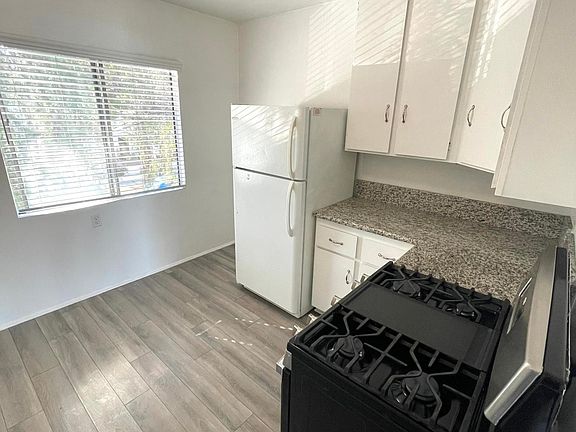 2nd image of 512 Tremont Ave #512