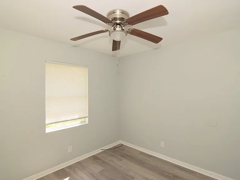 3613 Alene Cir — Photo 17