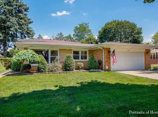 2507 Cedar Glen Dr, Arlington Heights, IL 60005