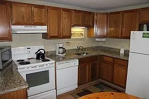 1 bed, 850 sqft, $1,600 — Photo 2