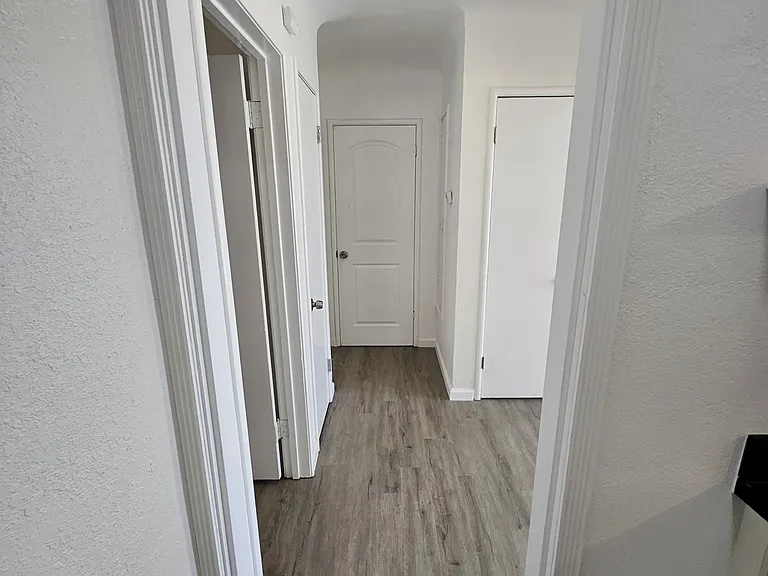516 S Veach Ave — Photo 24