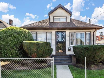 12 Elizabeth Avenue, Hempstead, NY, 11550