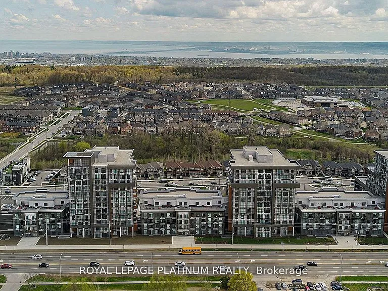 470 Dundas St E #114 — Photo 20