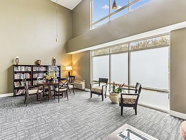 2260 Riverside Dr UNIT 205, Cincinnati, OH 45202 | Zillow
