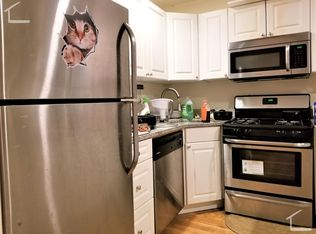 200 Pleasant St #4F, Brookline, MA 02446