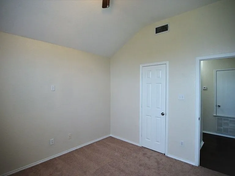 2909 Maria Dr — Photo 20