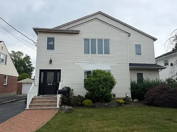 316 Euston Rd S Floor 1, Garden City, NY 11530