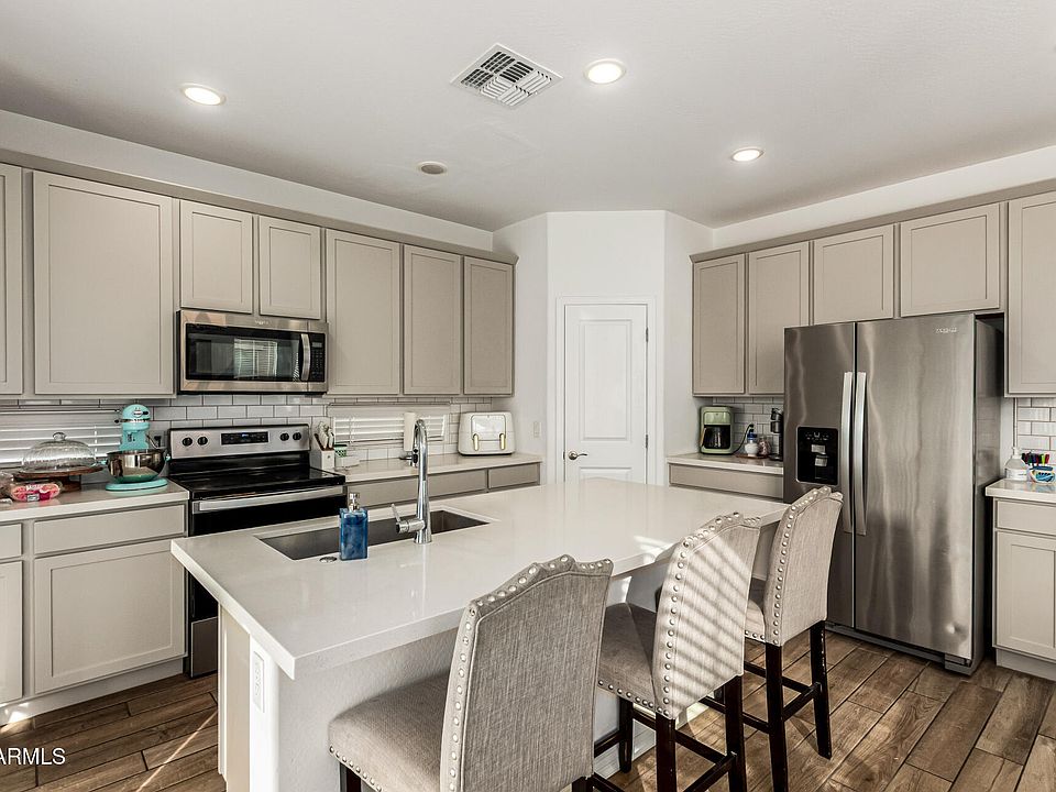 1020 S 151ST Lane, Goodyear, AZ 85338 | Zillow