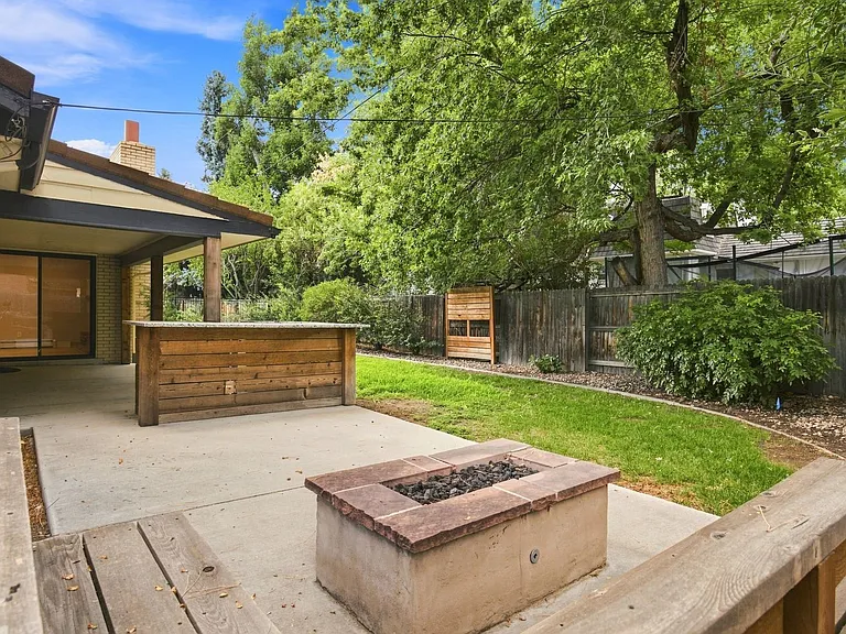 2673 Taft St — Photo 25