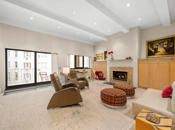 69 Bank Street image 1 of 9