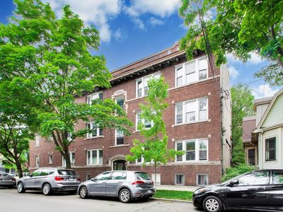 5712 N Wayne Ave #3, Chicago, IL, 60660