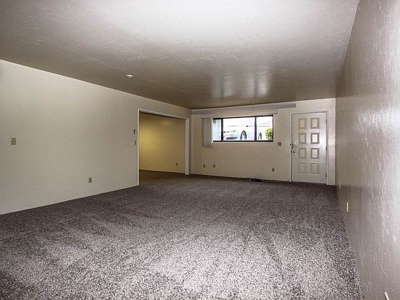 3rd image of 959 N Old Chisholm Trl APT 1