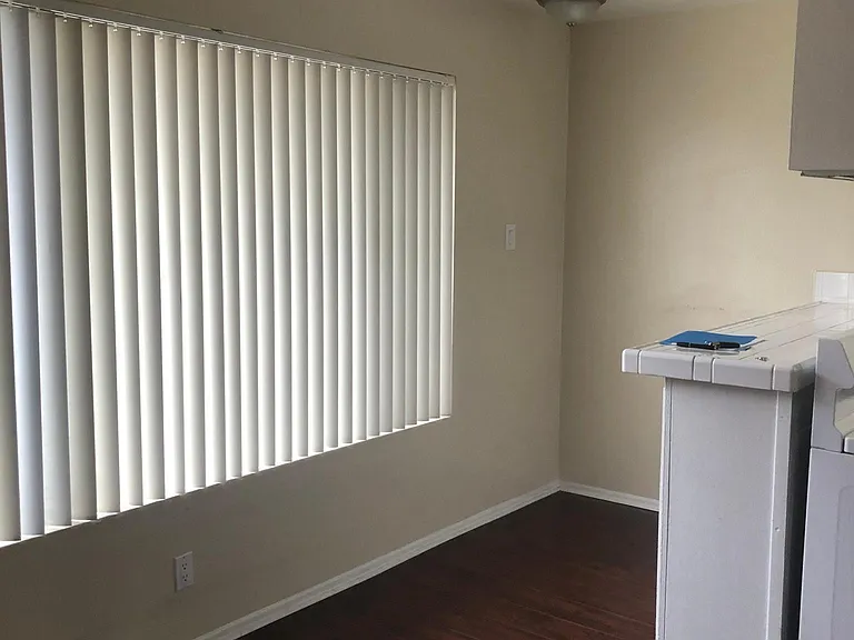 Redondo Palms — Photo 8