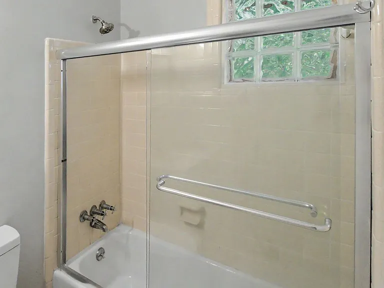 2535 Vail Ave — Photo 9
