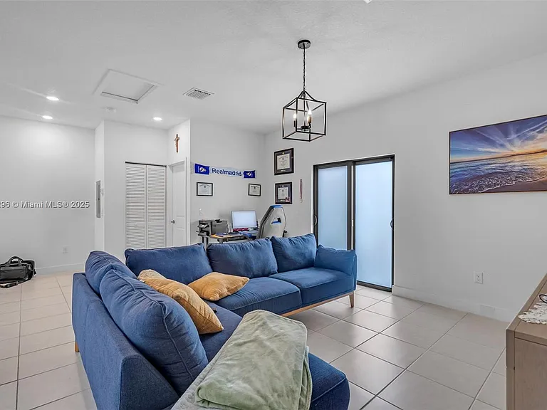 4450 NW 83rd Pkwy — Photo 30