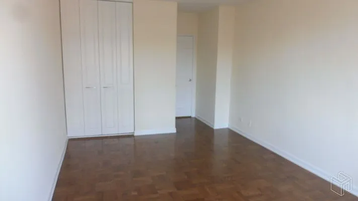 Rented by Halstead Real Estate | media 16