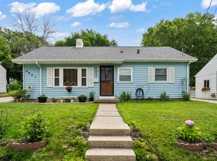 2601 Randolph St, Waterloo, IA 50702