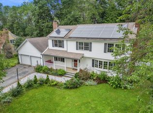390 Olde Orchard Ln, Shelburne, VT 05482