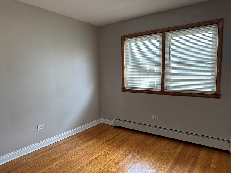 420 Beach Ave #3B — Photo 8
