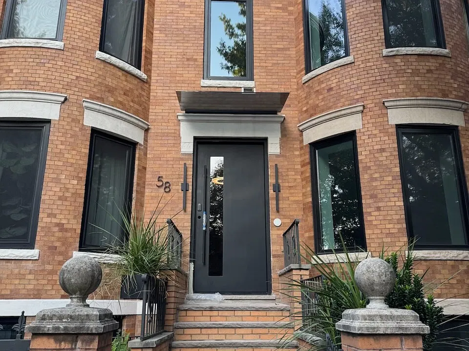 58 E 32nd St #2