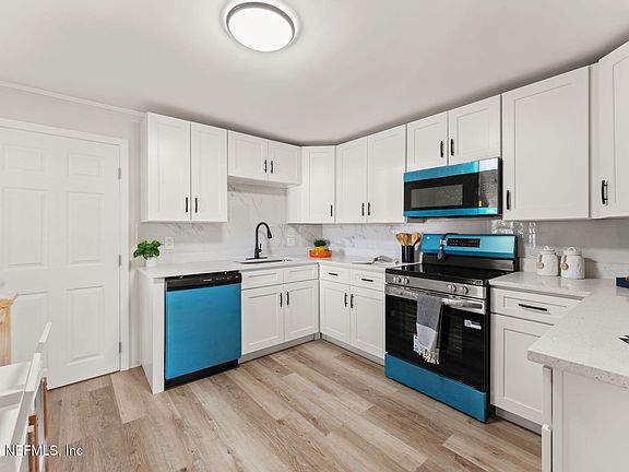5th image of 8146 HAMMOND Boulevard