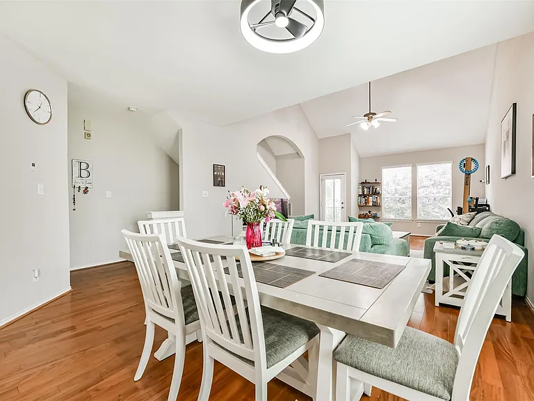 1715 Stuart St — Photo 15