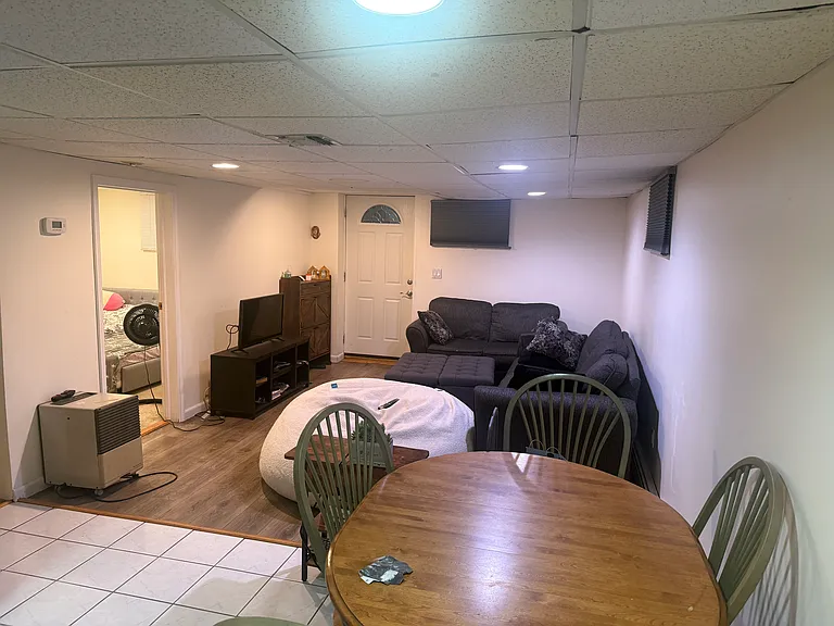 1 Gildo Pl #LL — Photo 5