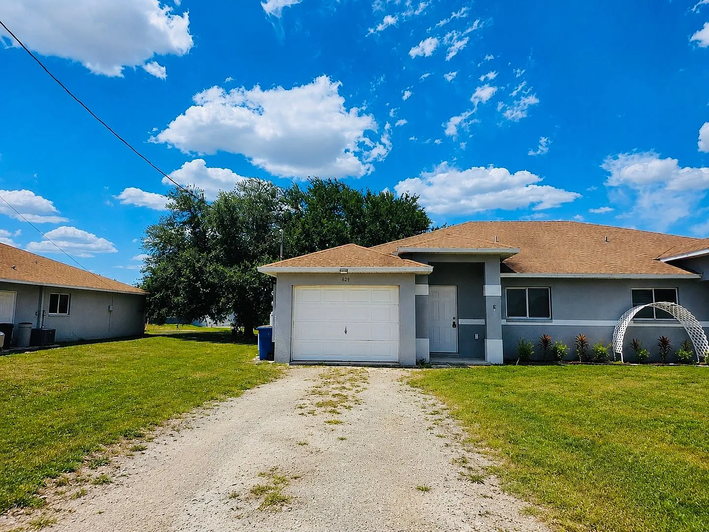 3 BR / 2 BA Duplex Conveniently Located in Lehigh Acres — Photo 1